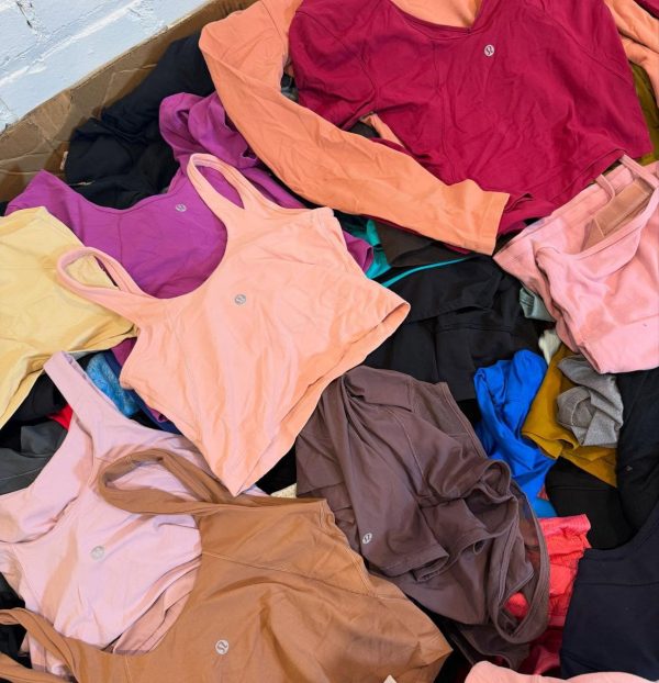 Lululemon Liquidation Pallets – 300 Items for $500 - Image 5